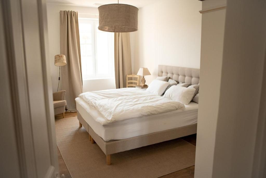 La Maison Du Bassin LʼIsle-sur-la-Sorgue Extérieur photo